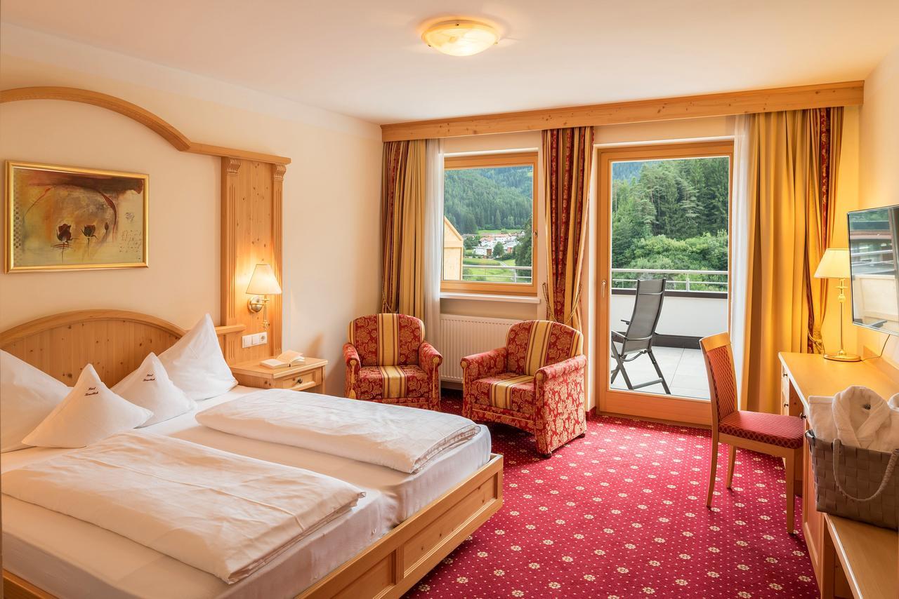Hotel Kronblick Chienes Luaran gambar
