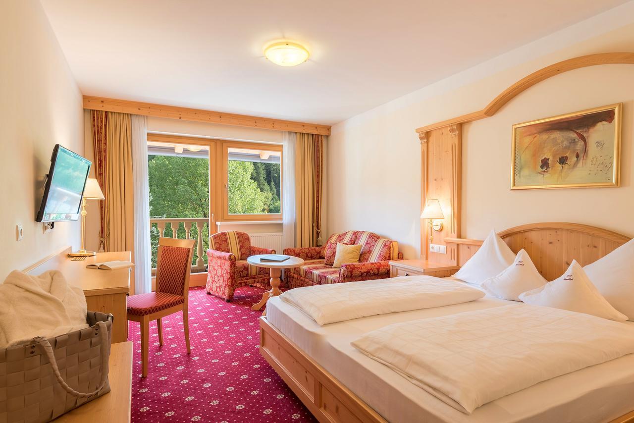 Hotel Kronblick Chienes Luaran gambar